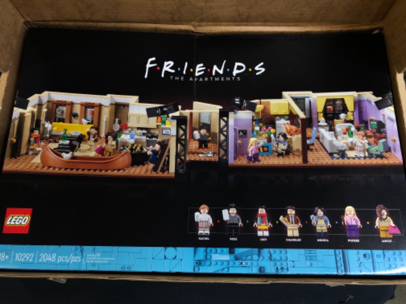 Photo 3 of LEGO The Friends Apartments 10292 Building Kit; Build a Displayable Model with Details from The Iconic TV Show (2,048 Pieces)
