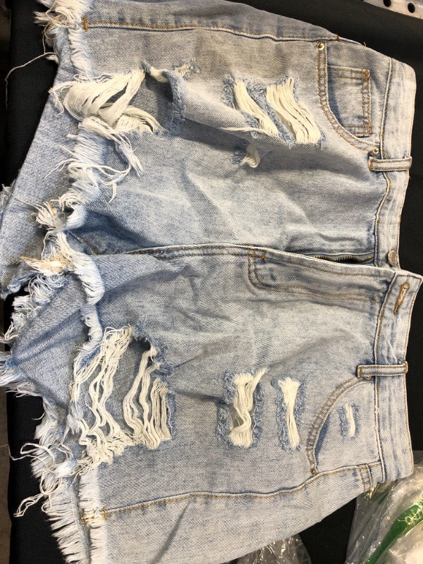 Photo 2 of Floerns Women's Ripped Raw Hem High Waisted Distressed Denim Shorts ---UNKNOWN SIZE LOOKS LIKE A LARGE --- 
