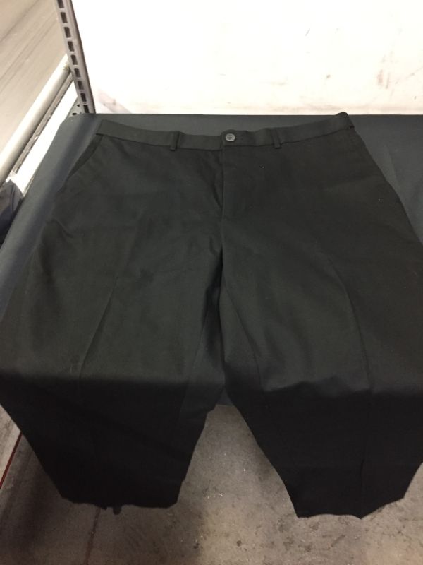 Photo 2 of Haggar Men's Work To Weekend Hidden Expandable Waist No Iron Flat Front Pant 40X 29