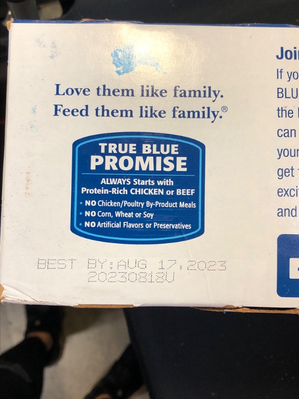 Photo 3 of Blue Buffalo Blue Homestyle Recipe Food for Dogs, Chicken Dinner, Beef Dinner, Variety Pack - 8 pack, 12.5 oz cans EXP 08/17/23