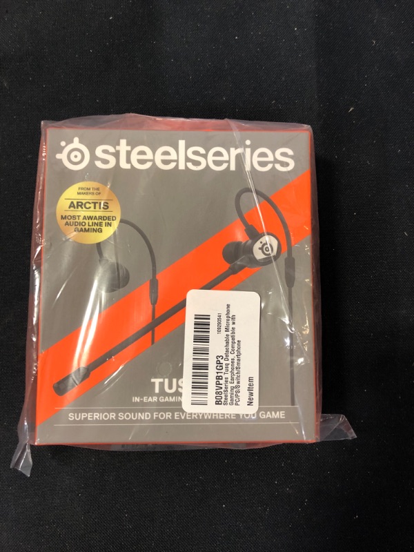 Photo 2 of SteelSeries Tusq in-Ear Mobile Gaming Headset – Dual Microphone with Detachable Boom Mic – Ergonomic Suspension Design Earphones – for Mobile
