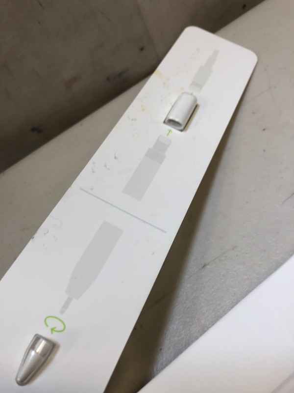 Photo 1 of Apple Pencil (1st Generation)