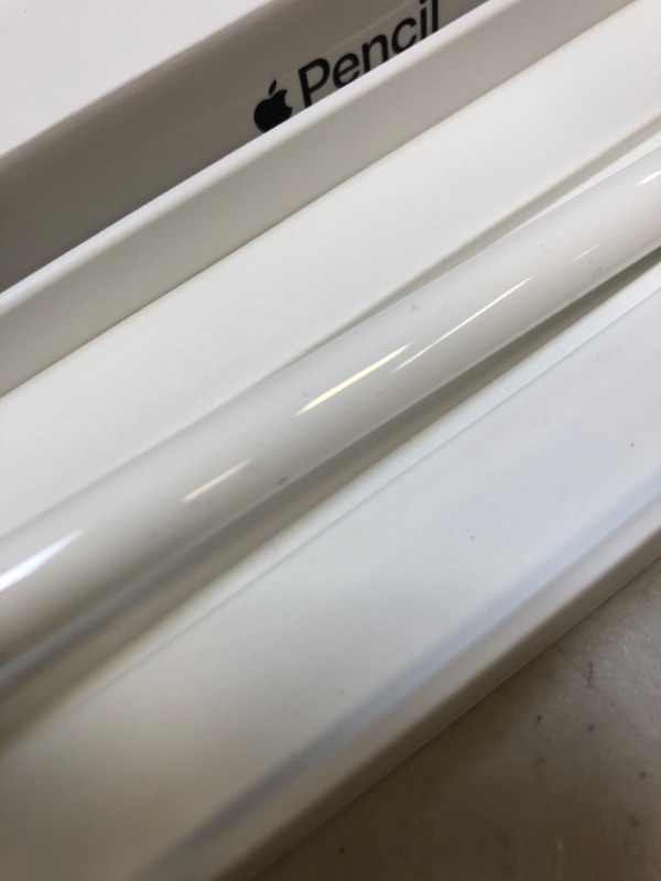Photo 1 of Apple Pencil (1st Generation)
