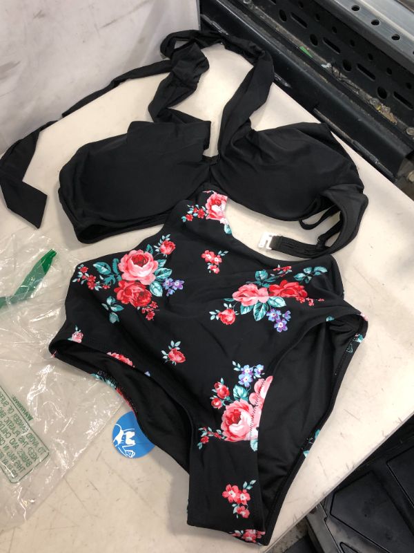 Photo 1 of CUPSHE Women's One Piece Swimsuit Floral Print Tie V Neck Bathing Suit
LARGE
