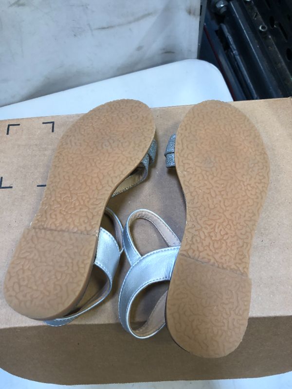 Photo 1 of GIRLS SANDALS