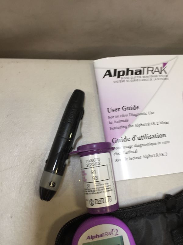 Photo 5 of AlphaTRAK 2 Veterinary Blood Glucose Monitoring Meter Kit