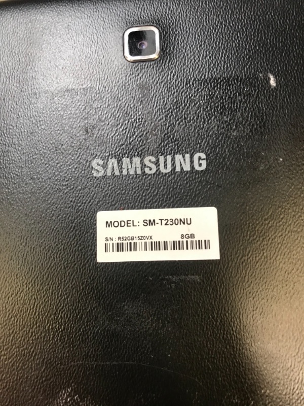 Photo 1 of Samsung Galaxy Tab 4 (7-Inch, black)
