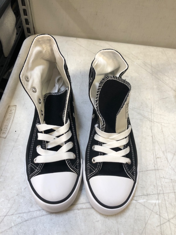 Photo 2 of ZGR Womens Canvas Sneakers High Top Lace ups Casual Walking Shoes. SIZE 9