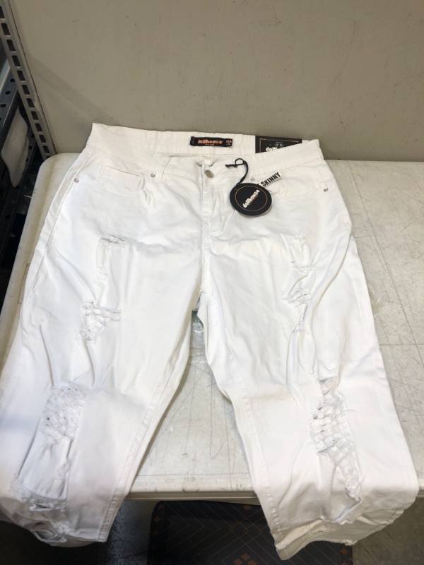 Photo 2 of dollhouse Women's Front and Back Destructedwhite Skinny. SIZE 16W
