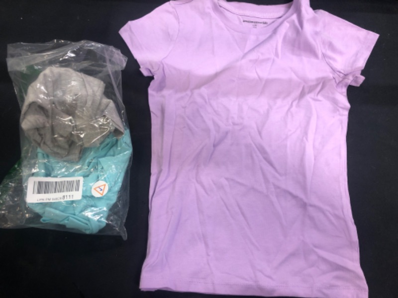 Photo 2 of Amazon Essentials Girls' Short-Sleeve T-Shirts
Large      