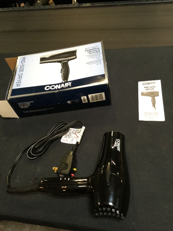 Photo 2 of Conair 1875 Watt Mid-Size Hair Dryer - item was tested and functional 