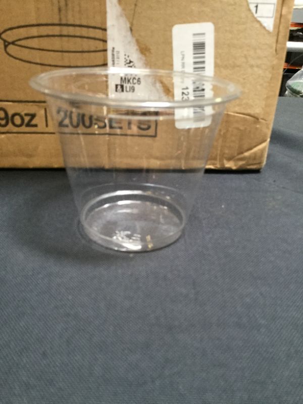 Photo 2 of [200 PACK] 9oz Clear Plastic Cups With Flat Lids