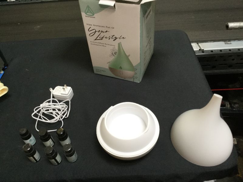 Photo 2 of Aromacare Essential Oil Diffuser