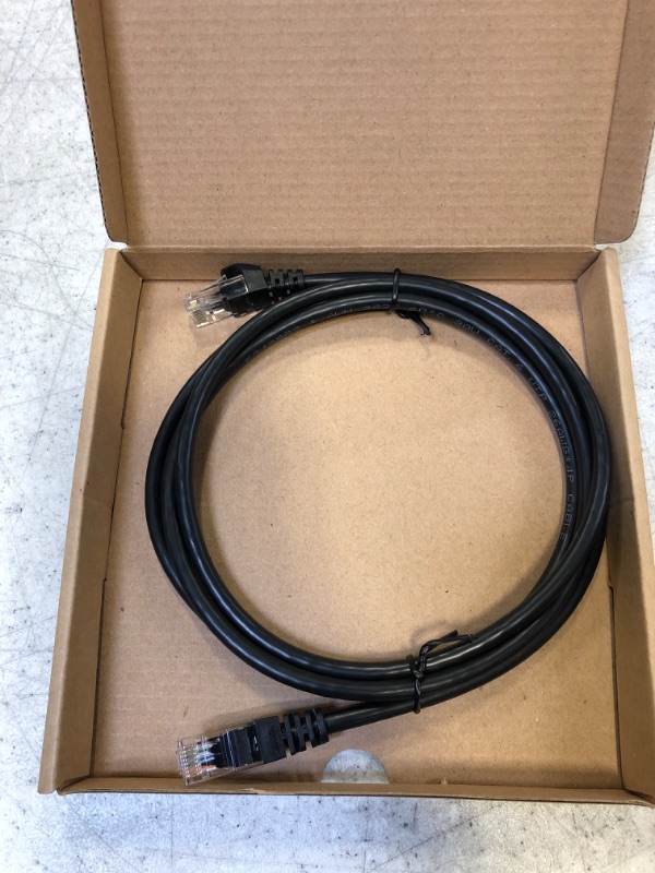 Photo 3 of Amazon Basics RJ45 Cat-6 Gigabit Ethernet Patch Internet Cable - 5 Foot
