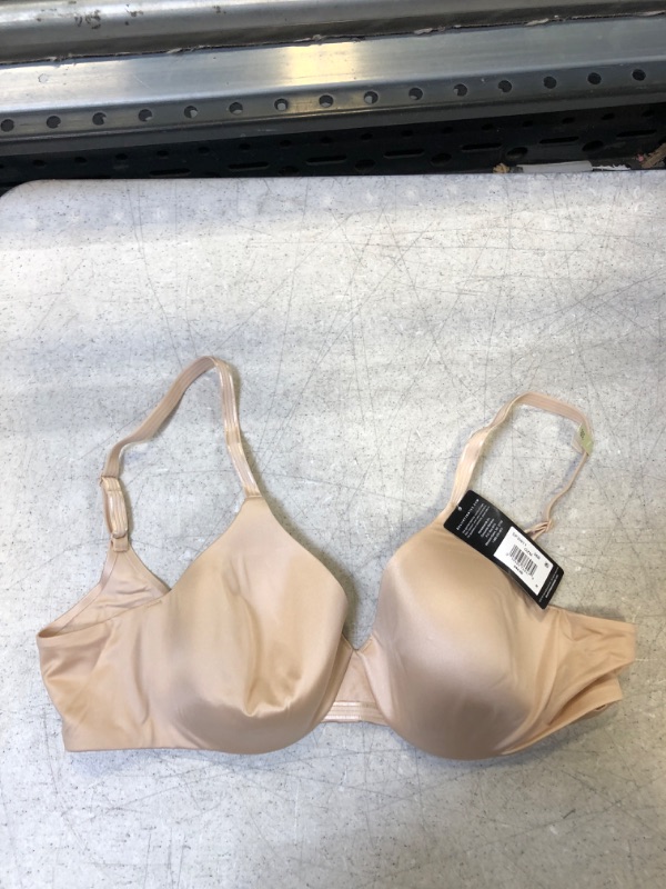 Photo 2 of Bali Women's All Around Smoothing Underwire Bra. 38b