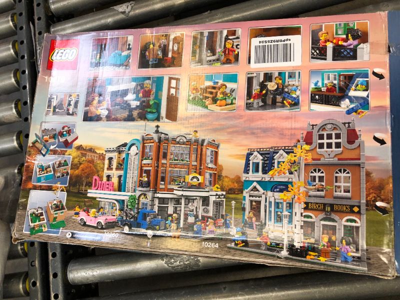 Photo 2 of LEGO Creator Expert Bookshop 10270 Modular Building Kit, Big Set and Collectors Toy for Adults, (2,504 Pieces)
