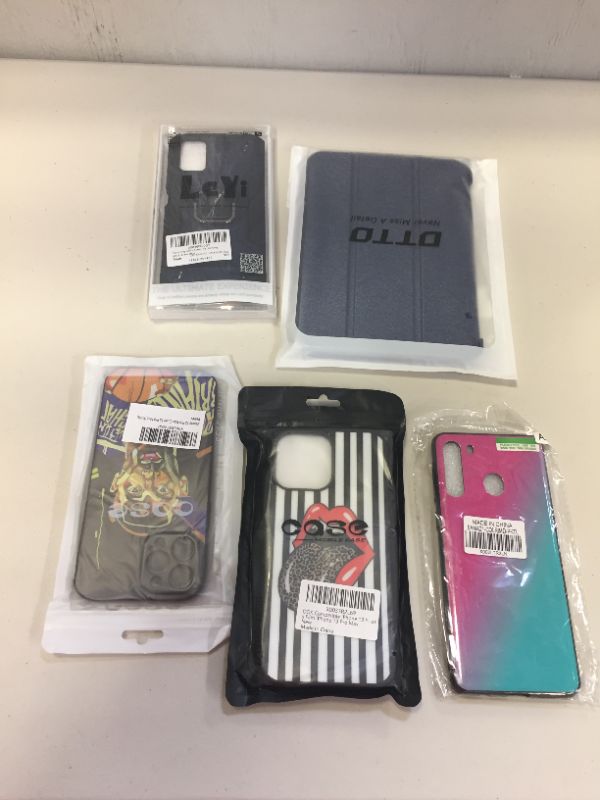 Photo 1 of 5 pack miscellaneous electronic device cases 