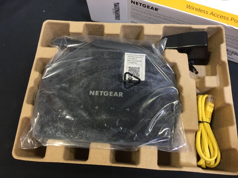 Photo 2 of Netgear WAC124-100NAS Wireless Access Point Dual Band