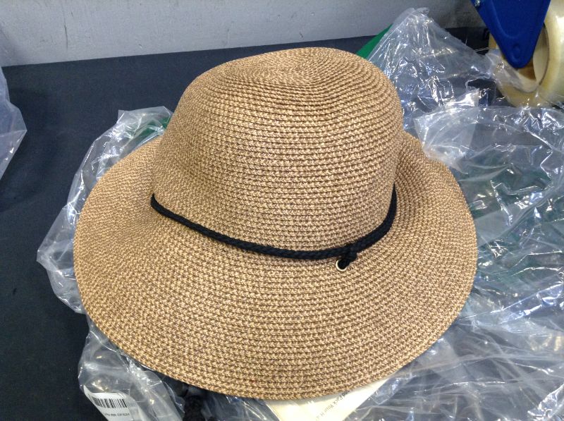 Photo 3 of FURTALK Womens Wide Brim Sun Hat with Wind Lanyard UPF Summer Straw Sun Hats for Women size m 