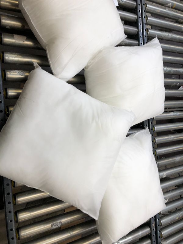 Photo 1 of 20" X 20" DECORATION PILLOWS, 4PC