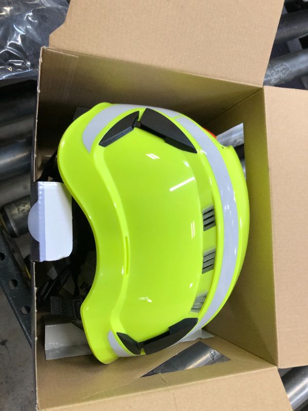 Photo 2 of 3M SecureFit Safety Helmet, X5014VX-ANSI, HVGreen, Vented ADJUSTABLE SIZING 50CM TO 63CM 