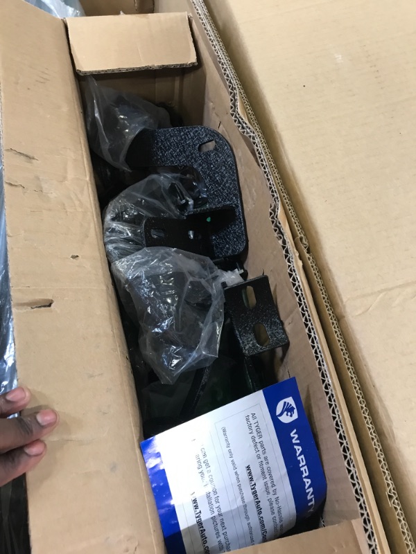 Photo 6 of Tyger Auto TG-SS2D35318 3.5" Side Steps Compatible with 2009-2018 Dodge Ram 1500; 2019-2023 Classic; 2010-2022 Ram 2500/3500 | Crew Cab | Textured Black Running Boards
