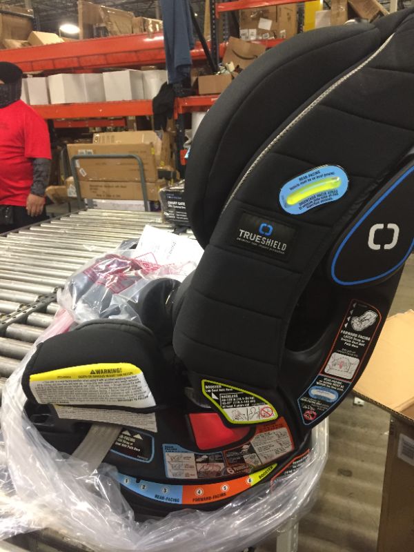 Photo 3 of Graco 4Ever 4 in 1 Car Seat featuring TrueShield Side Impact Technology
