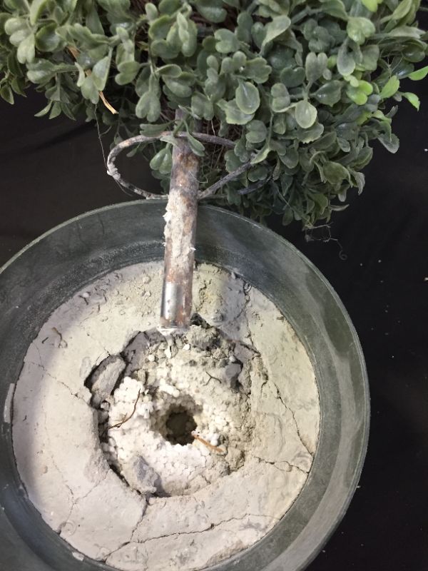 Photo 1 of 3FT FAUX PLANT 