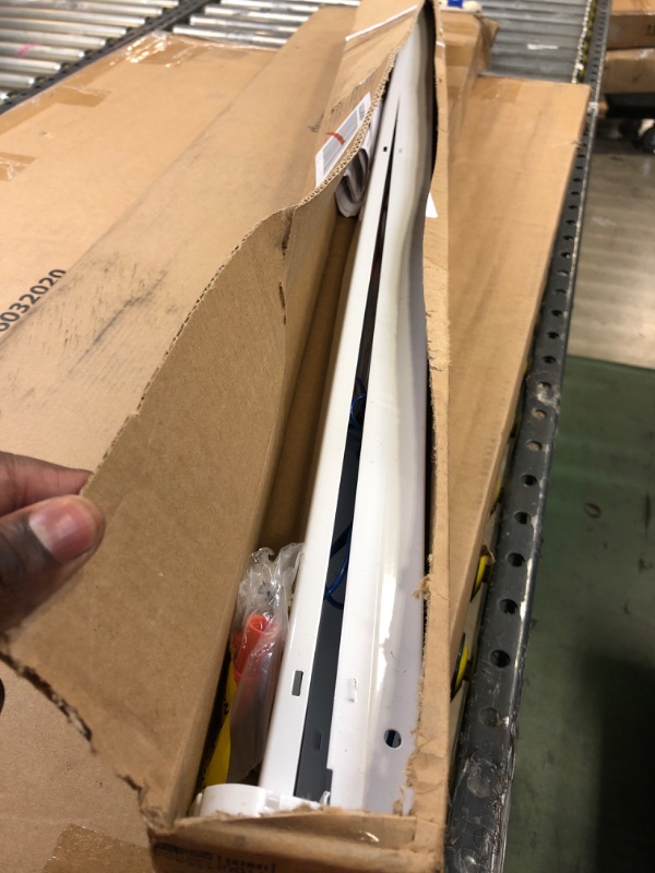 Photo 1 of 3 ft. 2-Light Gloss White T8 Fluorescent Strip Light
