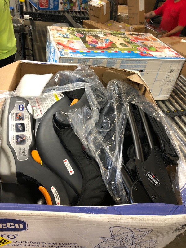 Photo 1 of Chicco Viaro Travel System - Black