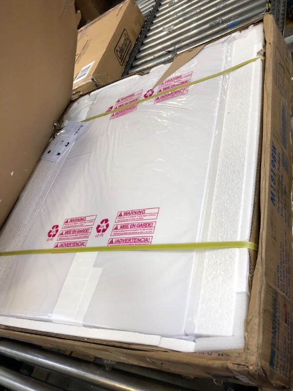 Photo 1 of Davinci Dylan Folding Portable 3-In-1 Mini Crib And Twin Bed - White