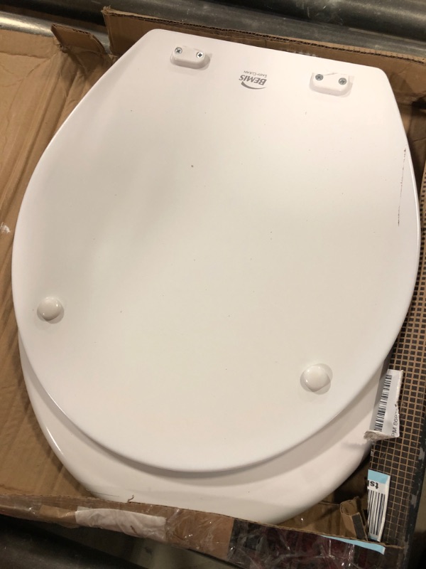 Photo 2 of BEMIS 500EC 390 Toilet Seat with Easy Clean and Change Hinges