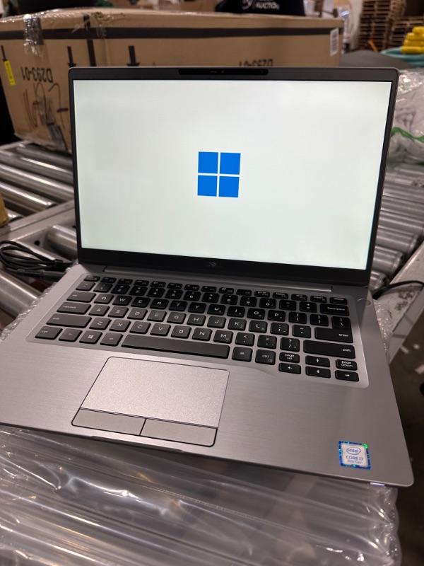 Photo 2 of Dell Latitude 7400 Laptop, 14.0 inches FHD (1920 x 1080) Touchscreen, Intel Core 8th Gen i7-8665U, 16GB RAM, 256GB SSD, Windows 11 Pro(Renewed)
