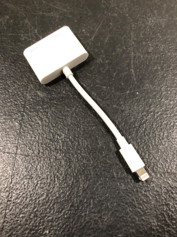 Photo 1 of HDMI Adapter for iPhone to TV,1080p Digital AV Adapter for iPhone( No Need Power) Plug and Play, Compatible with iPhone 13/12/11/X/8/8plus/7/7plus/iPad-Support iOS 15 2 in 1 HDMI Adapter