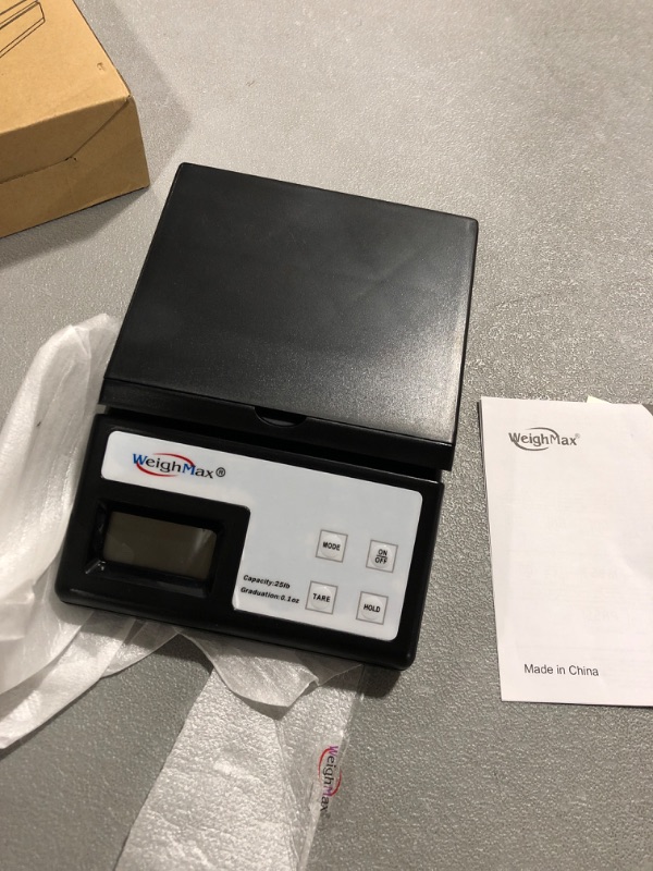 Photo 2 of USPS Style 25 Lb x 0.1 OZ Digital Shipping Mailing Postal Scale with Batteries