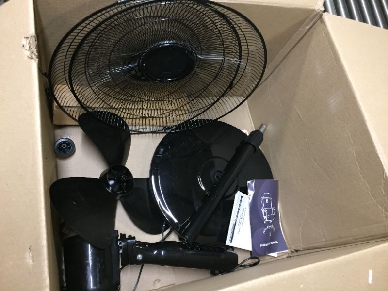 Photo 2 of 18-in 3-Speed Indoor Black Oscillating Pedestal Fan