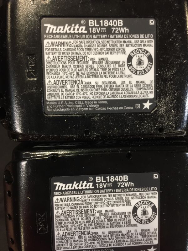 Photo 12 of  Makita XML03CM1 36V (18V X2) LXT Brushless 18" Lawn Mower Kit with 4 Batteries