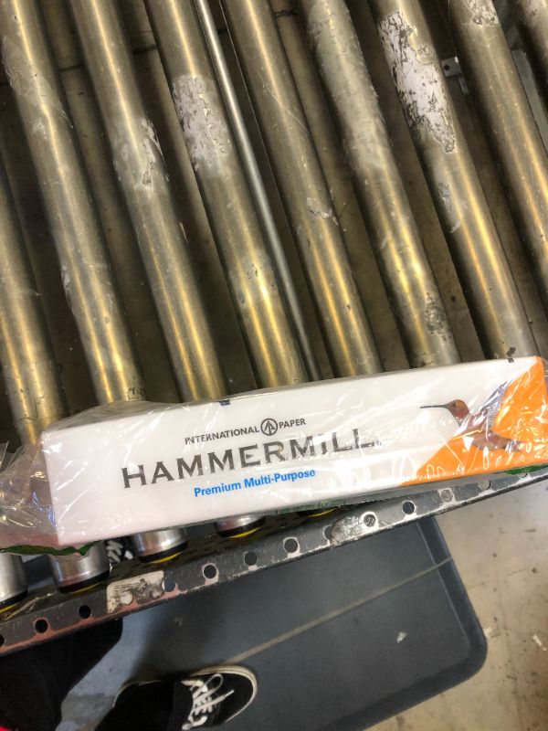 Photo 2 of Hammermill Premium Multipurpose Paper 24-lb. 8-1/2 x 11 White ------- 1 REAM/ 500 SHEETS