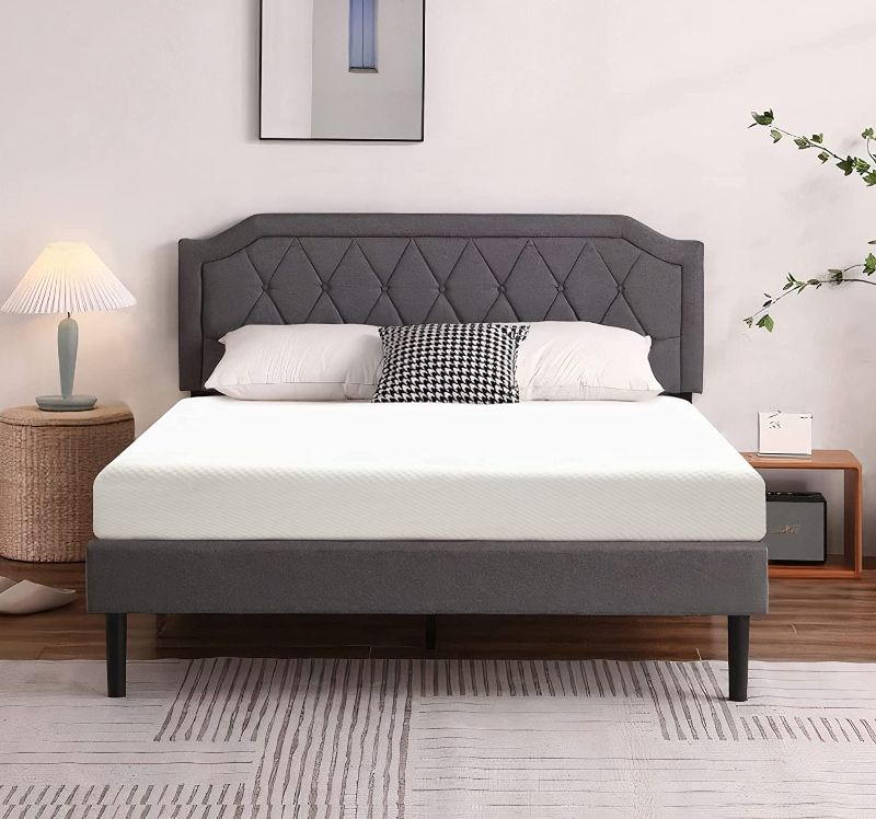 Photo 1 of  Queen Size 6-Inch, Cooling Gel Memory Foam Mattress---SIZE QUEEN