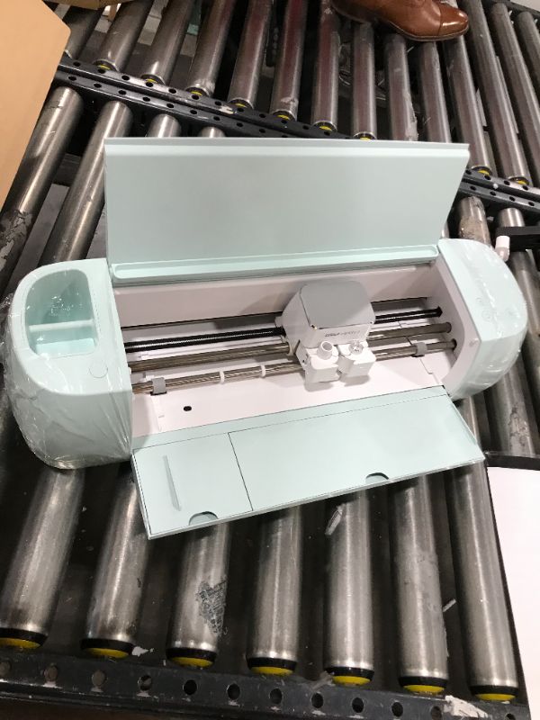 Photo 3 of Cricut Explore 3 - 2X Faster DIY Cutting Machine for all Crafts, Matless Cutting with Smart Materials, Cuts 100+ Materials, Bluetooth Connectivity, Compatible with iOS, Android, Windows & Mac
