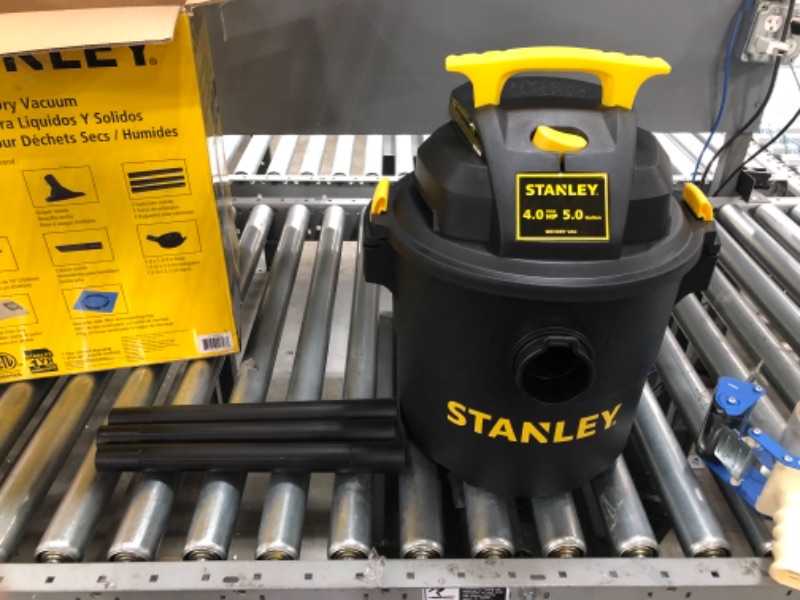 Photo 2 of Stanley SL18115P Wet/Dry Vacuum