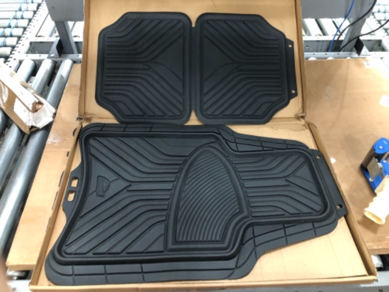 Photo 1 of ** Only 2 mats** New 4pcs Floor Mats Set For Car Truck Mat Set Black with Free Gift
