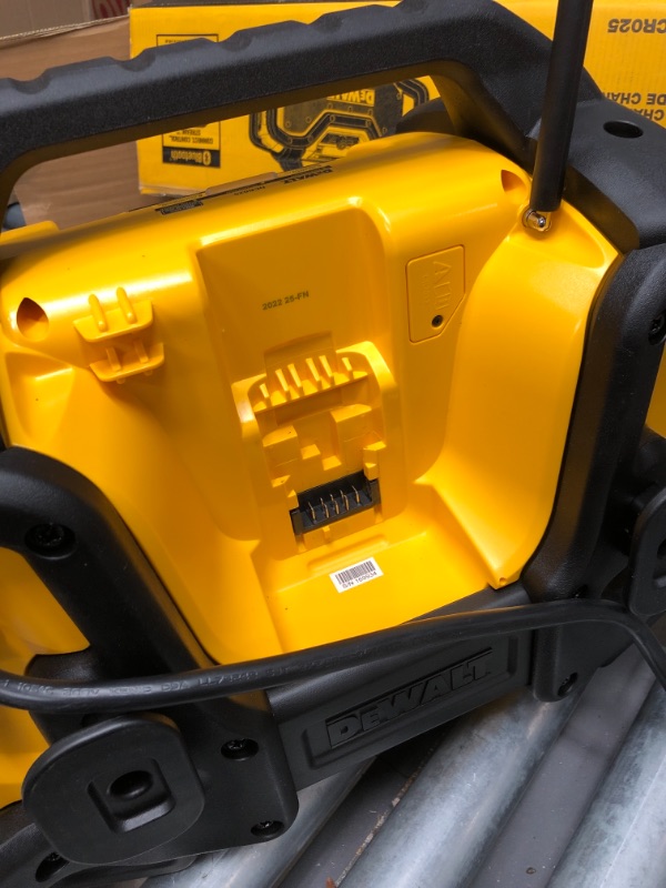 Photo 3 of DeWalt DCR025 20V Li-Ion Bluetooth Battery Charger Radio