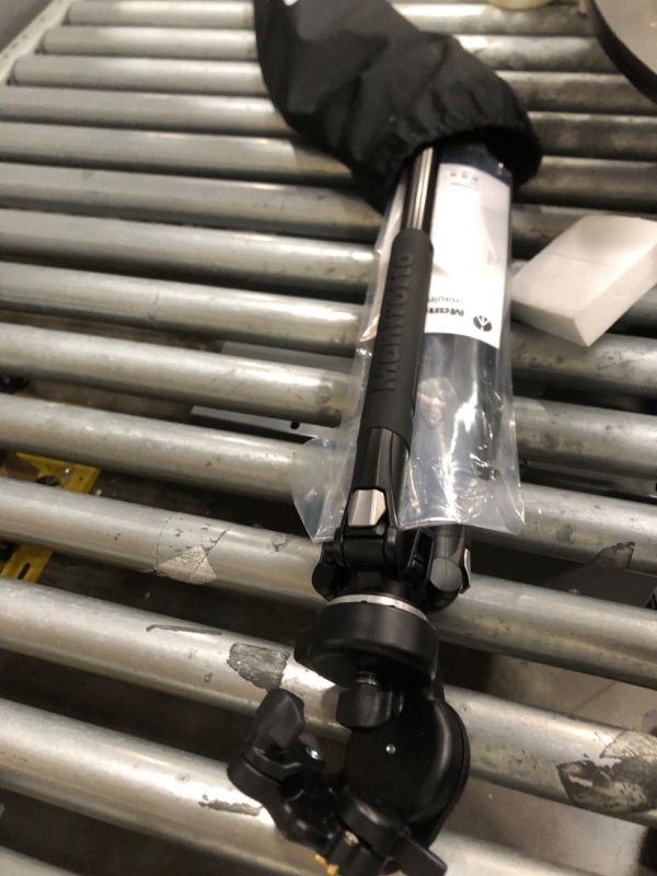 Photo 1 of Manfrotto Mk290xta3-2wus 290 Xtra Aluminum Tripod with Fluid Head