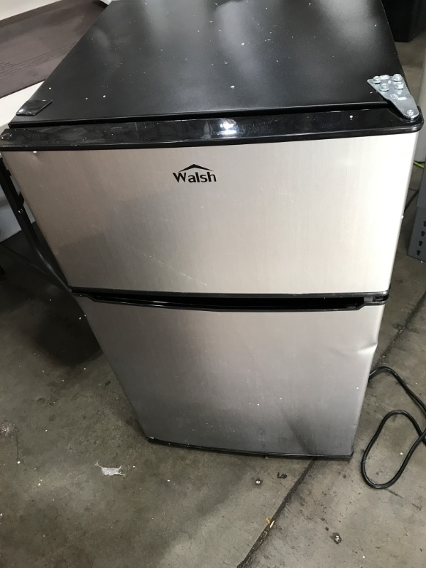 Photo 2 of **DAMAGED** Walsh WSR31TS1 Compact Refrigerator,  Dual Door Fridge, Adjustable Mechanical Thermostat with True Freezer, Reversible Doors,3.1 Cu.Ft, Stainless Steel Look
