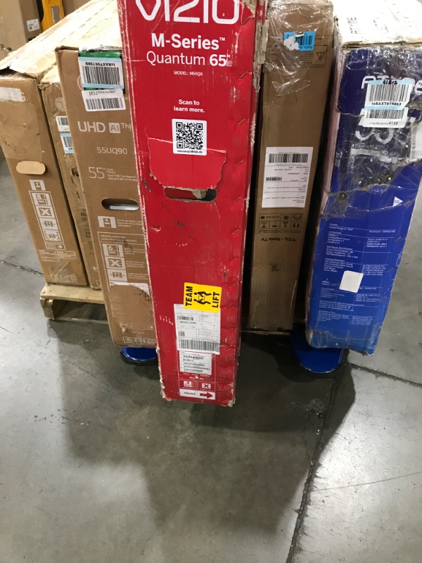 Photo 1 of MIXED BUNDLE OF DAMAGED TVS AND MONITORS**NO REFUNDS**6 UNITS**