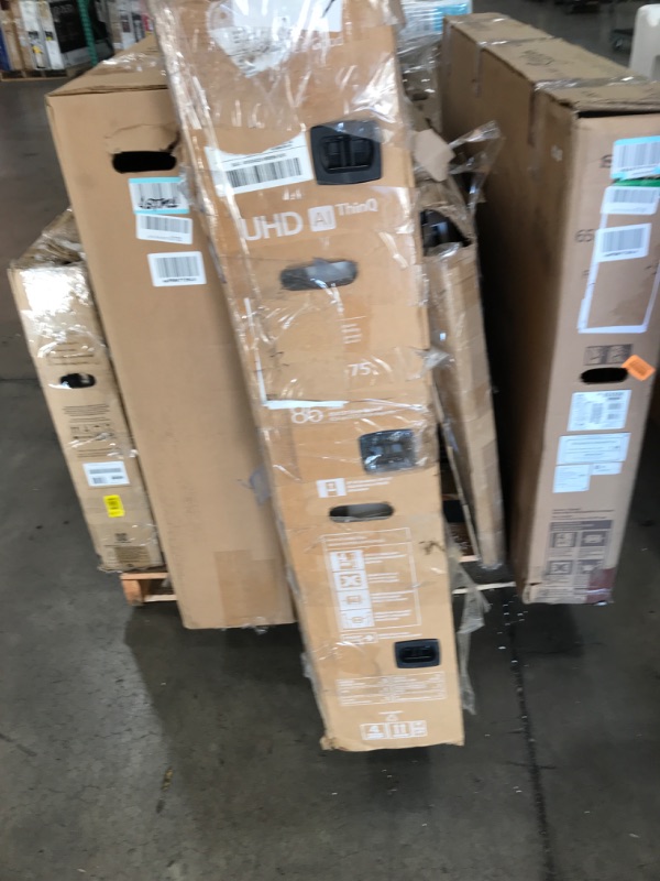 Photo 2 of MIXED PALLET OF DAMAGED TVS AND MONITORS**5 UNITS**NO REFUNDS**