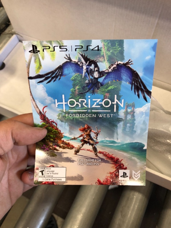 Photo 11 of PS5 Console- Horizon Forbidden West Bundle
