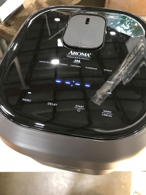 Photo 2 of **LID DOESNT STAY SHUT** Aroma Professional 12-Cup 360 Induction Rice Cooker & Multicooker ARC-7606B.