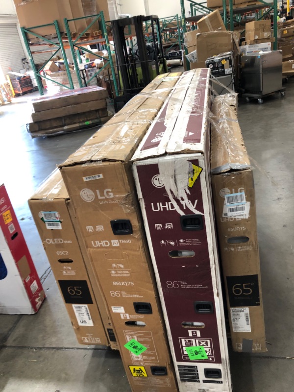 Photo 1 of 5 ITEMS 
PALLET OF DAMAGED TV'S 
ACCESSORIES NOT INCLUDED